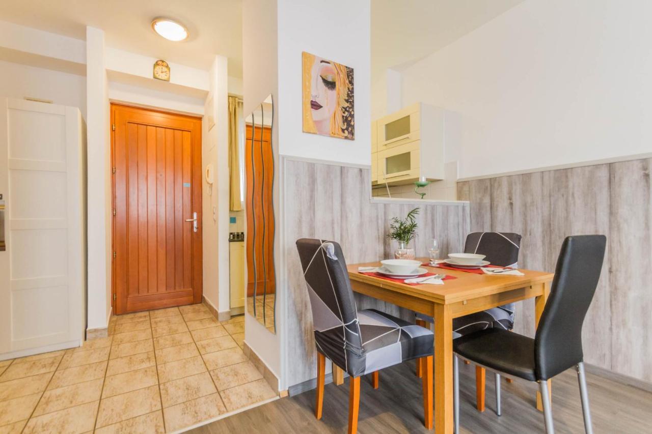 Lovag Charming Apartment In The Center-Ac Budapeste Exterior foto